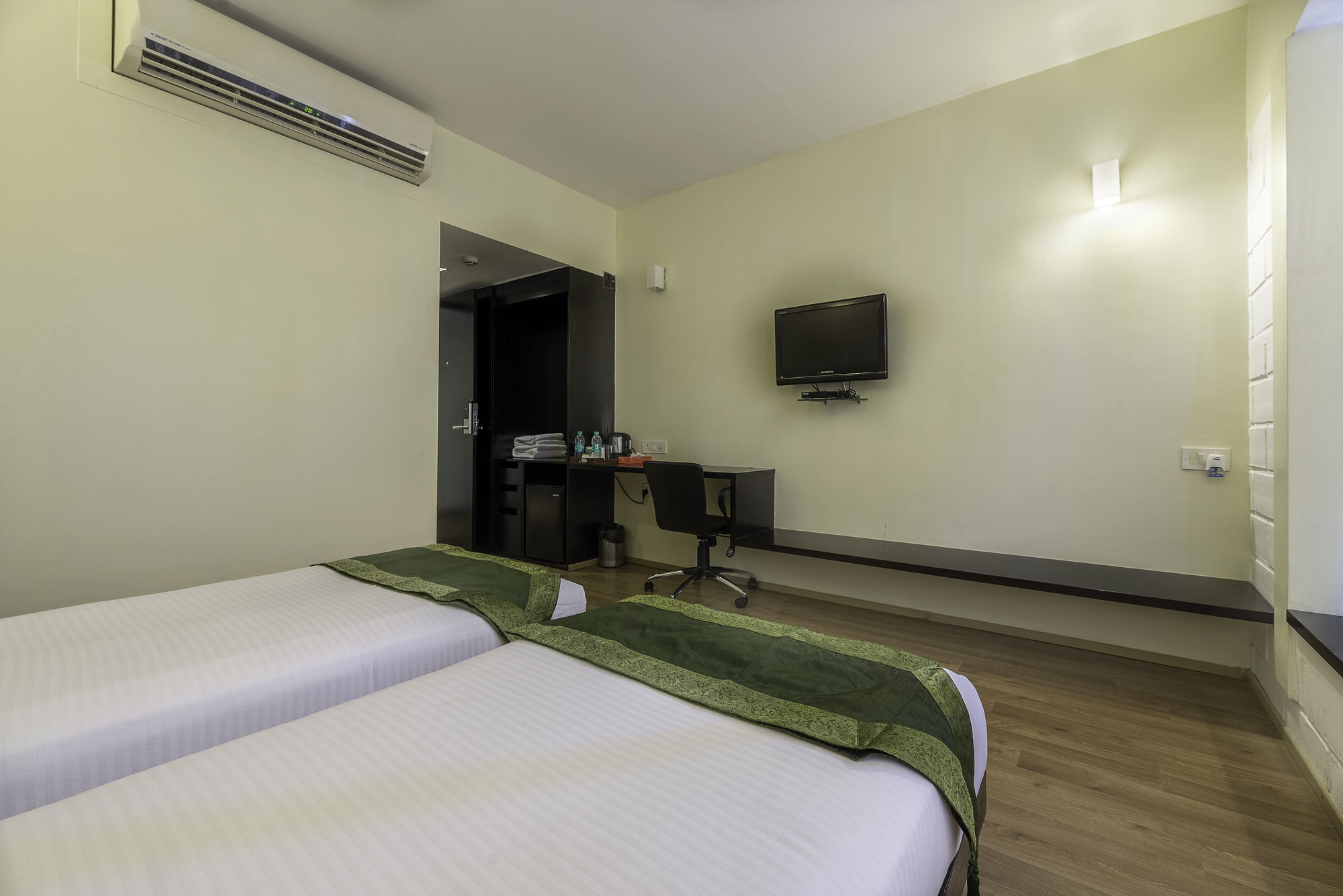 Treebo Trend Spektrum Suites Mysore Luaran gambar
