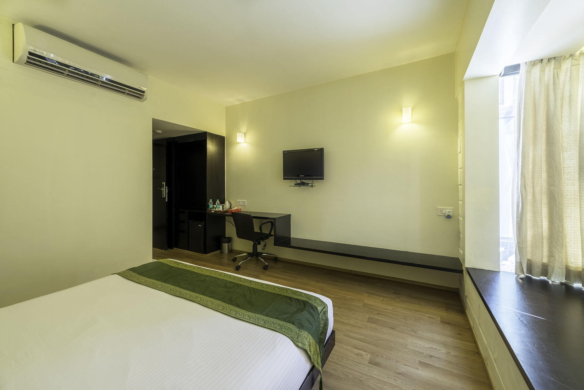 Treebo Trend Spektrum Suites Mysore Luaran gambar