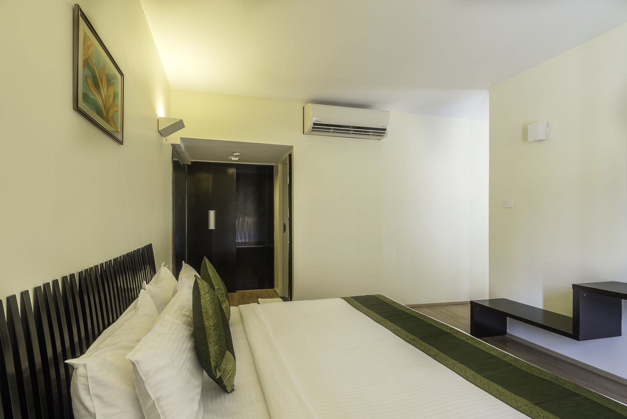Treebo Trend Spektrum Suites Mysore Luaran gambar