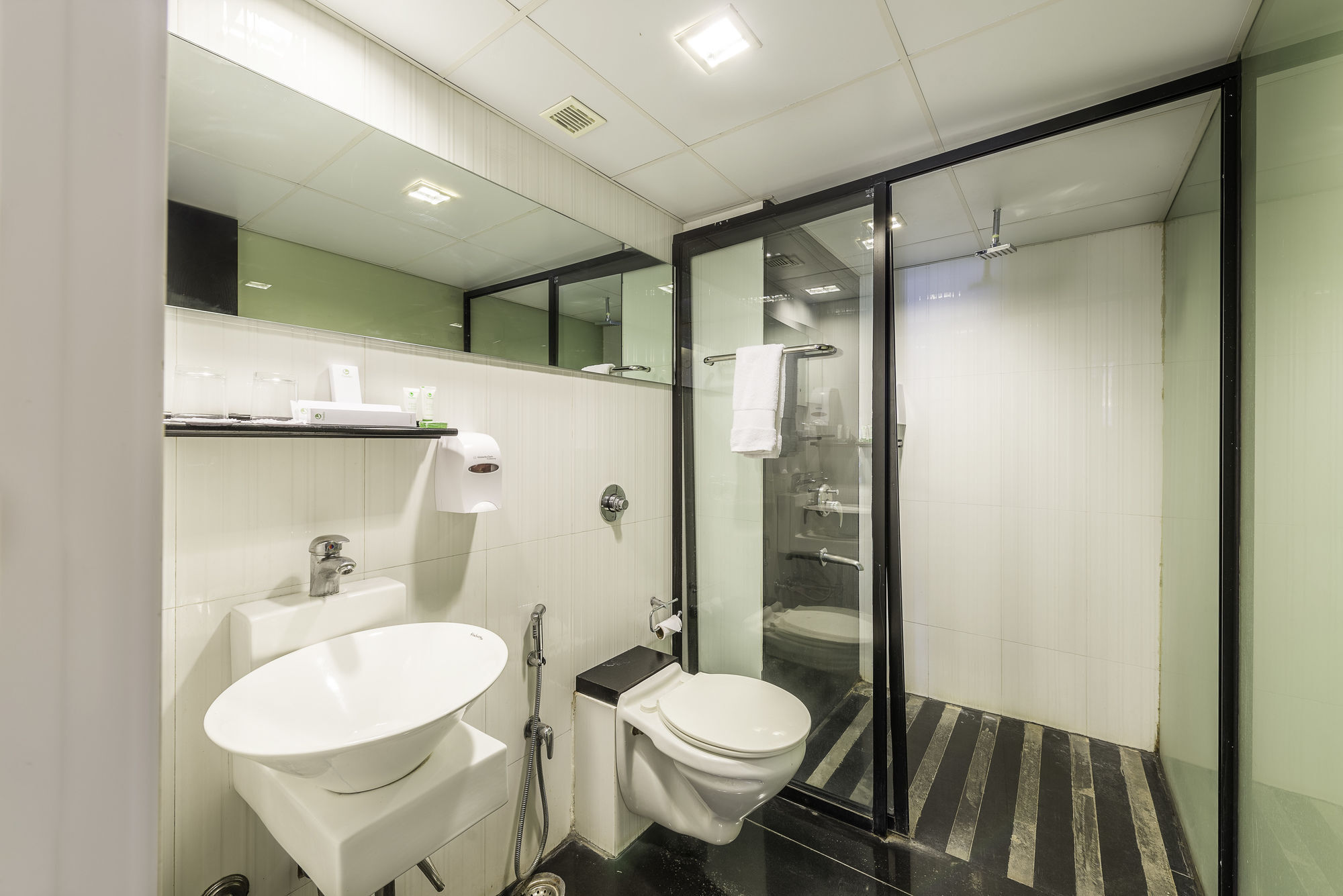 Treebo Trend Spektrum Suites Mysore Luaran gambar
